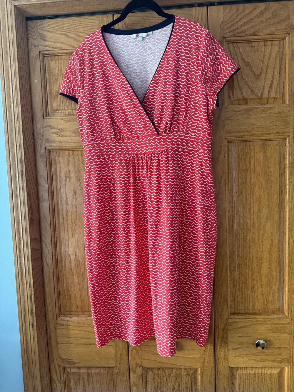 Boden Red Wave-Print V-Neck Midi Dress with Navy Trim